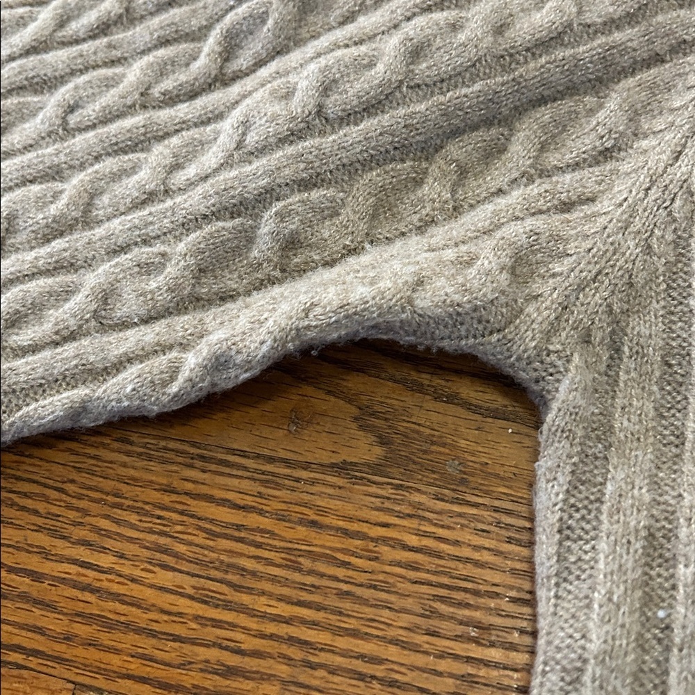 Rain + Rose Sweater Women’s M Tan Cable Knit Wool-Blend Mock Neck Cozy Cropped - Picture 7 of 12